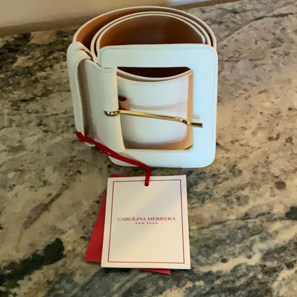 NWT Carolina Herrera Belt Size Small